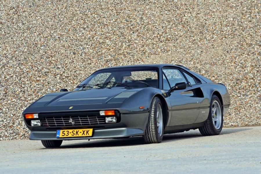  Ferrari 308 GTB Quattrovalvole 1982 года  (фото 36 из 61)